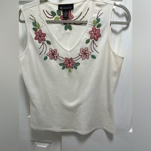 INC Ivory Top with Broidery Flowers Sz XL